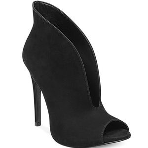 Steve Madden Stellth Nubuck Booties